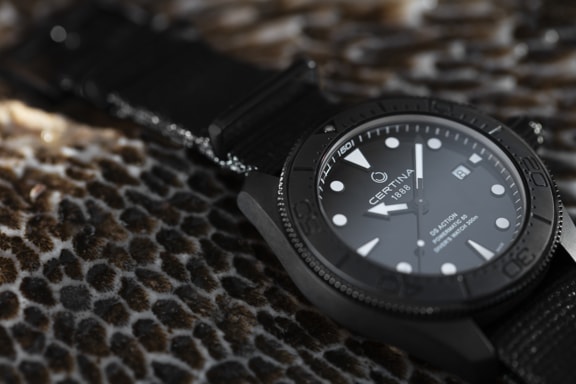 Certina ds action diver automatic black dial men's hotsell watch